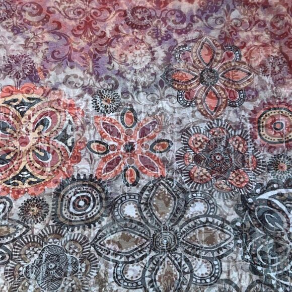 Maurices, Boho Printed Short Sleeve T-Shirt, V-Neckline, Women's Small - Picture 3 of 7